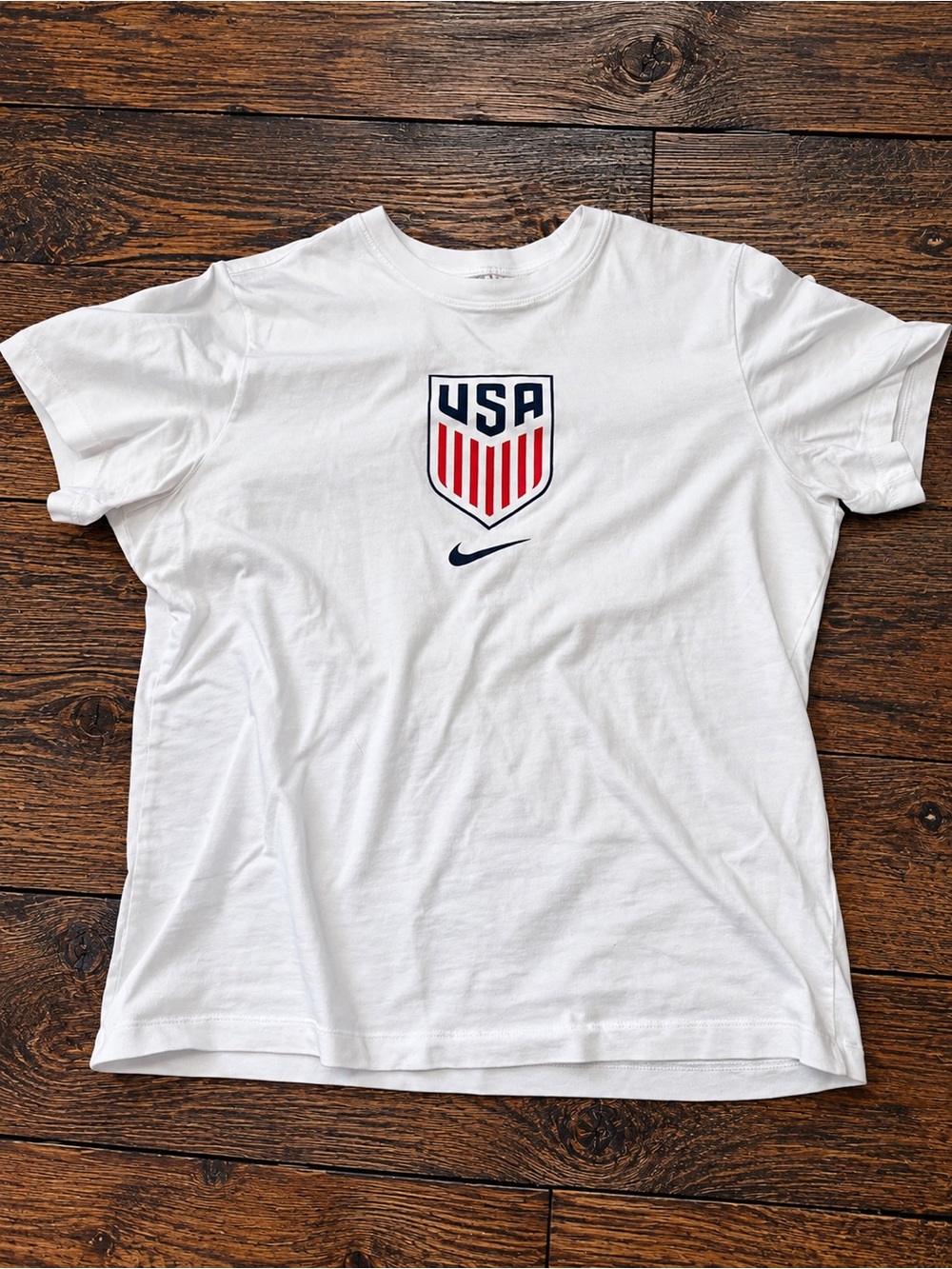 Nike USA Crest Short Sleeve Tee